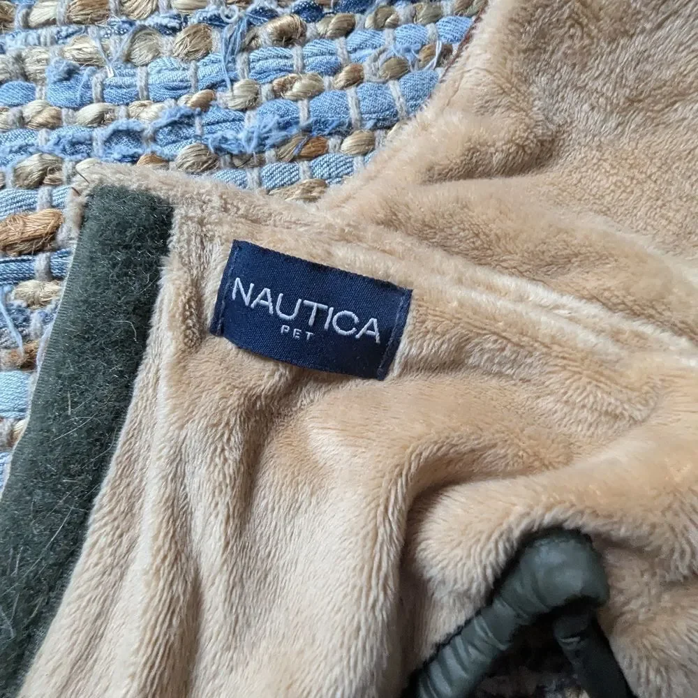 Nautica pet olive